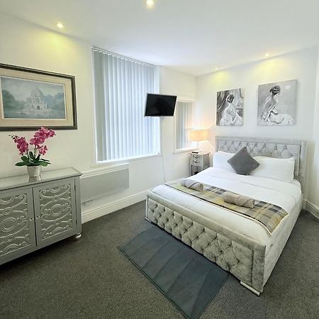 Large Luxury Apartment ブラックプール エクステリア 写真